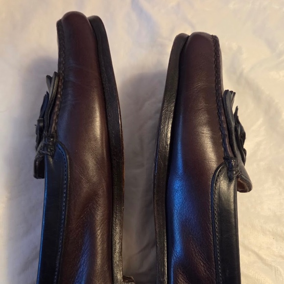 Cole Haan Men’s Brown Moccasin/Loafer with Black Fringe and Tassels size 9 - Picture 2 of 8